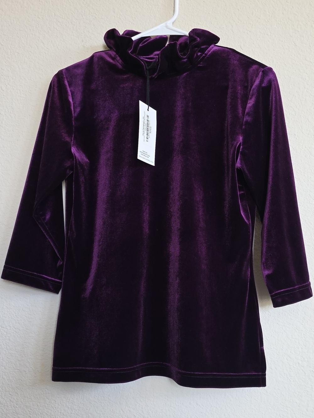 NWT Sara Campbell Velvet 3/4 Sleeve Ruffle Neck Top Purple Sz S